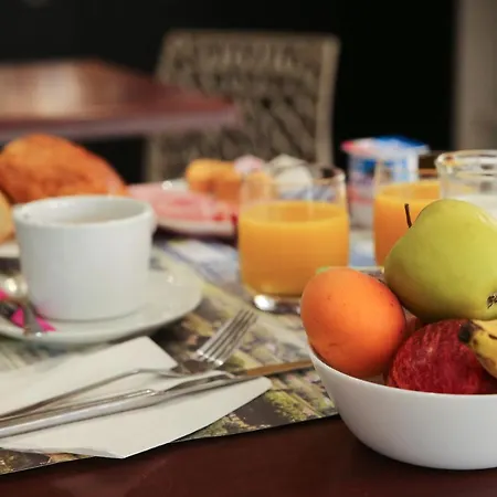 Otel La Couronne Marmande