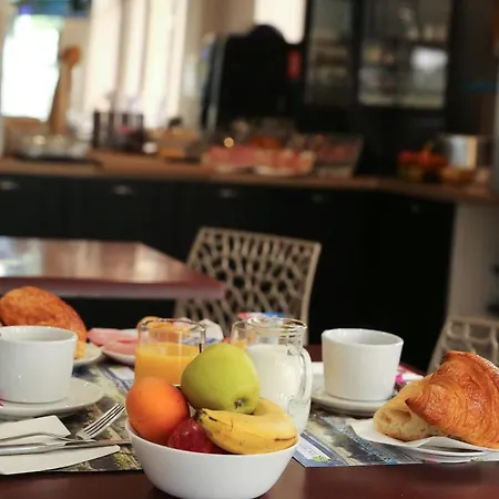 Hotel La Couronne Marmande