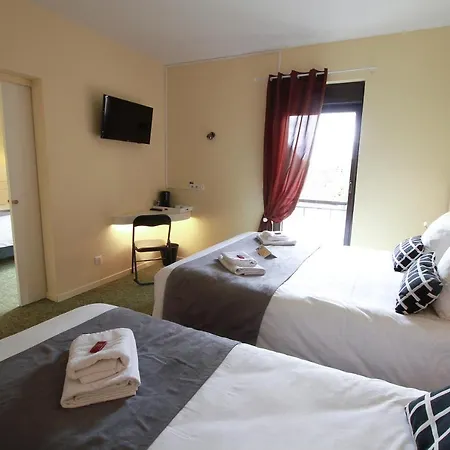 Hotel La Couronne 2*