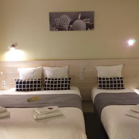 La Couronne Hotel 2*
