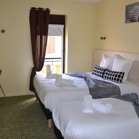 Hotel La Couronne 2*