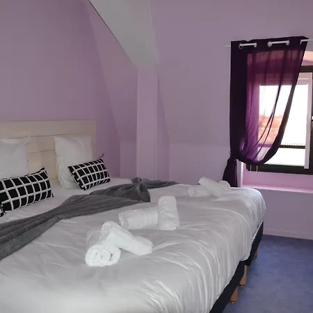 Hotel La Couronne 2*