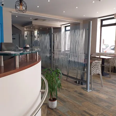 Hotel La Couronne Marmande