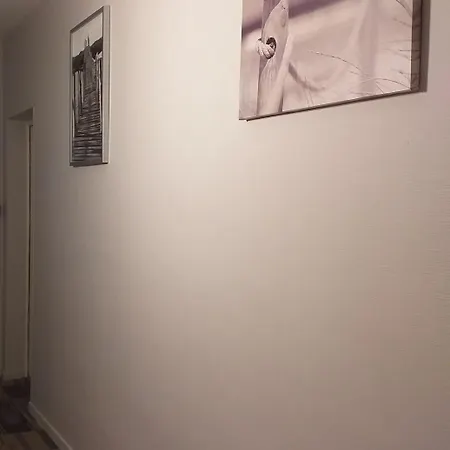 Hotel La Couronne 2*