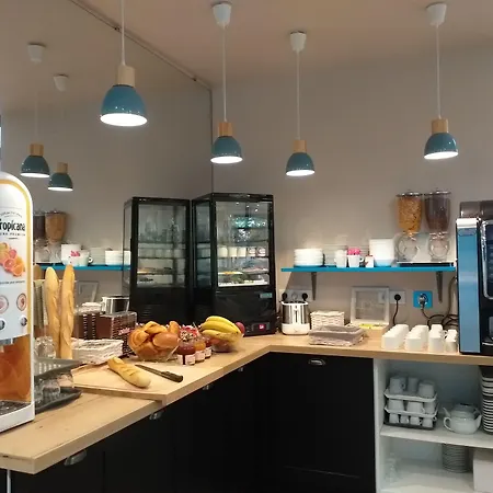 La Couronne Otel Marmande