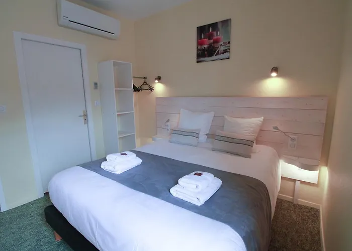 Hotell La Couronne 2*