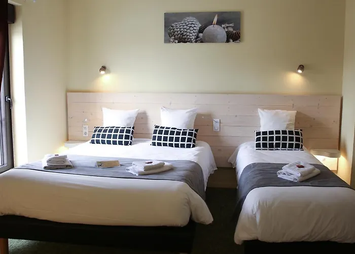 La Couronne 2* Marmande