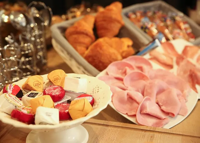 La Couronne Hotell 2*