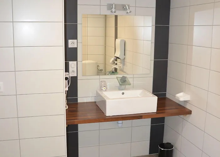 La Couronne 2* Marmande